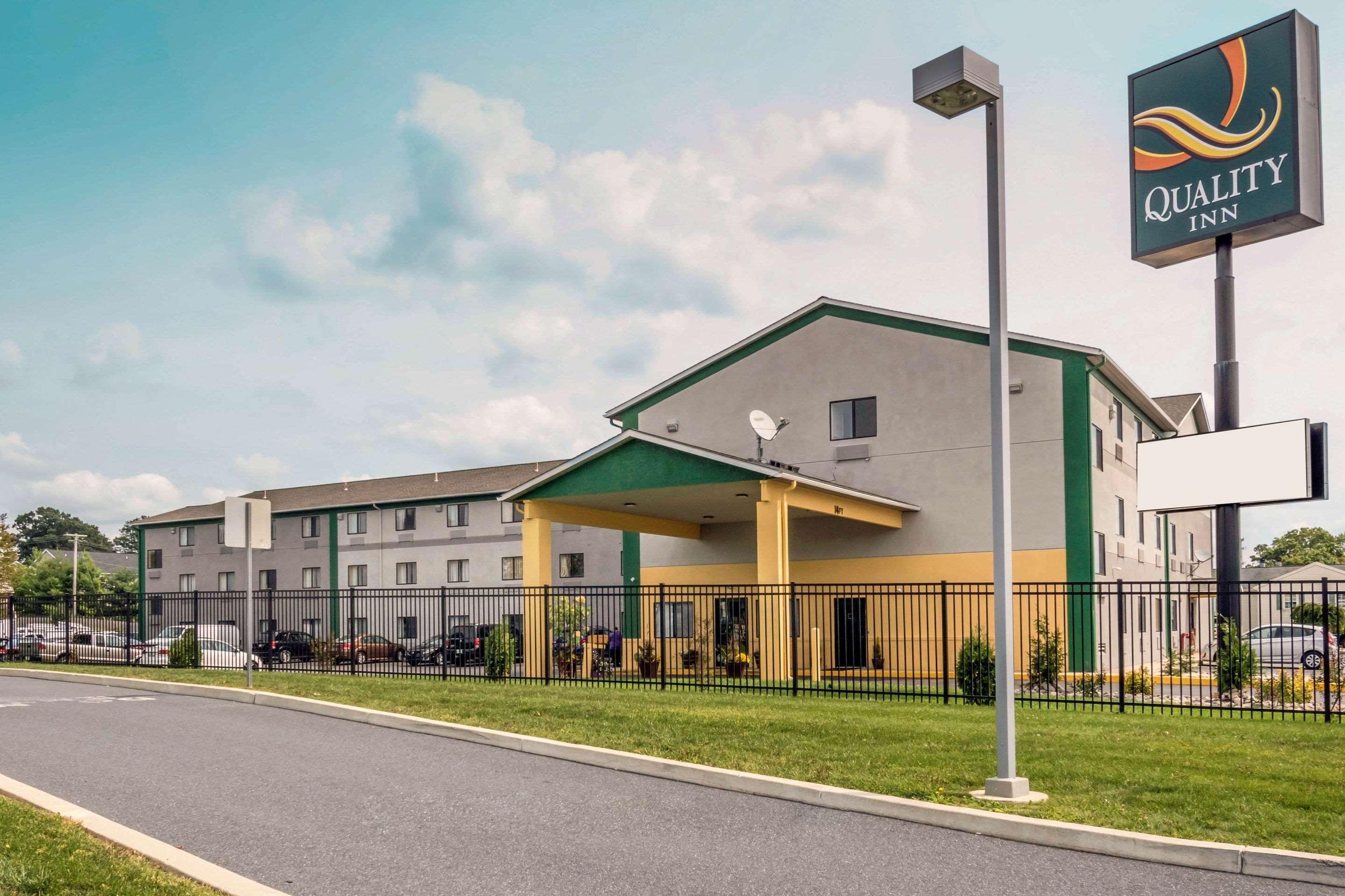 Motel 6 랭커스터 외부 사진