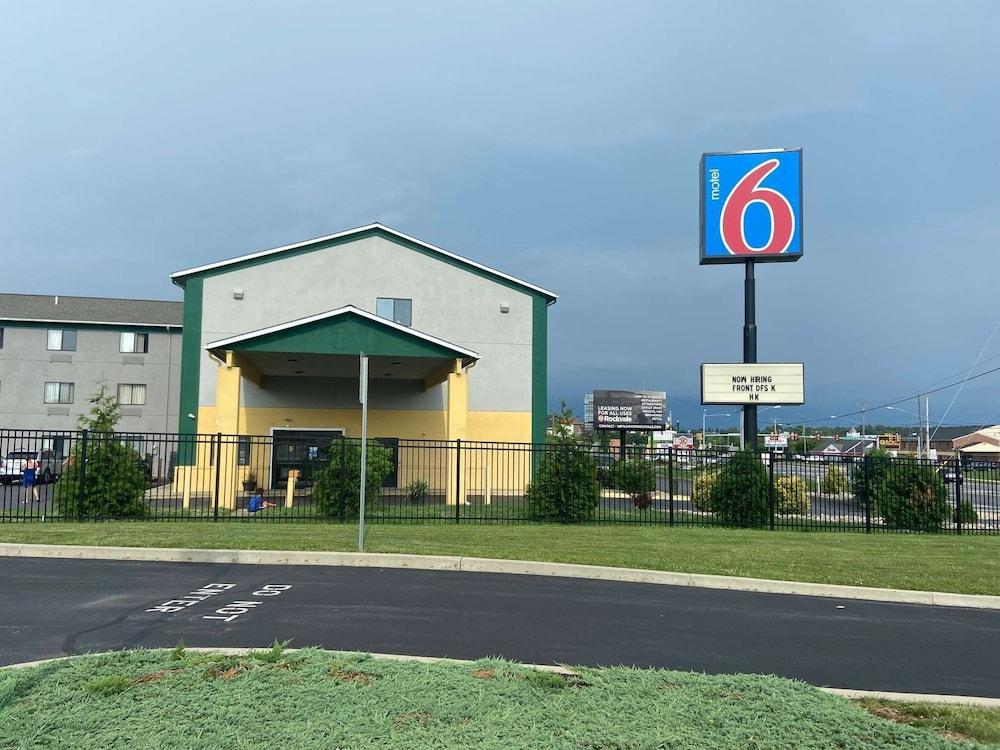 Motel 6 랭커스터 외부 사진